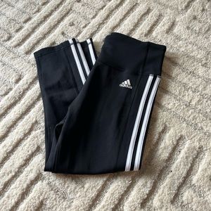 Adidas capri leggings